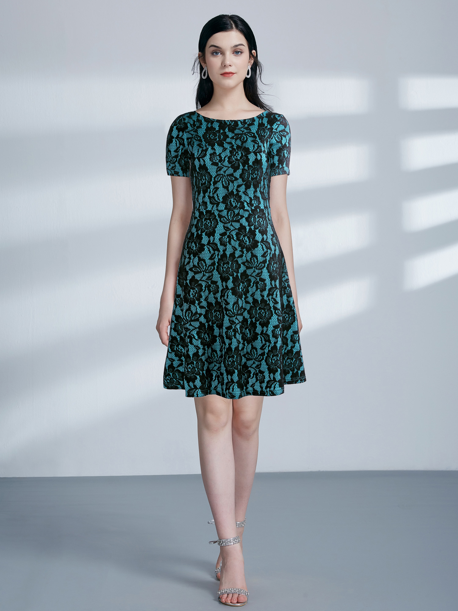 Lace Knee Length Dresses